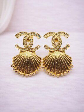 Authentic Chanel CC Shell Earrings Gold Rhinestone Statement